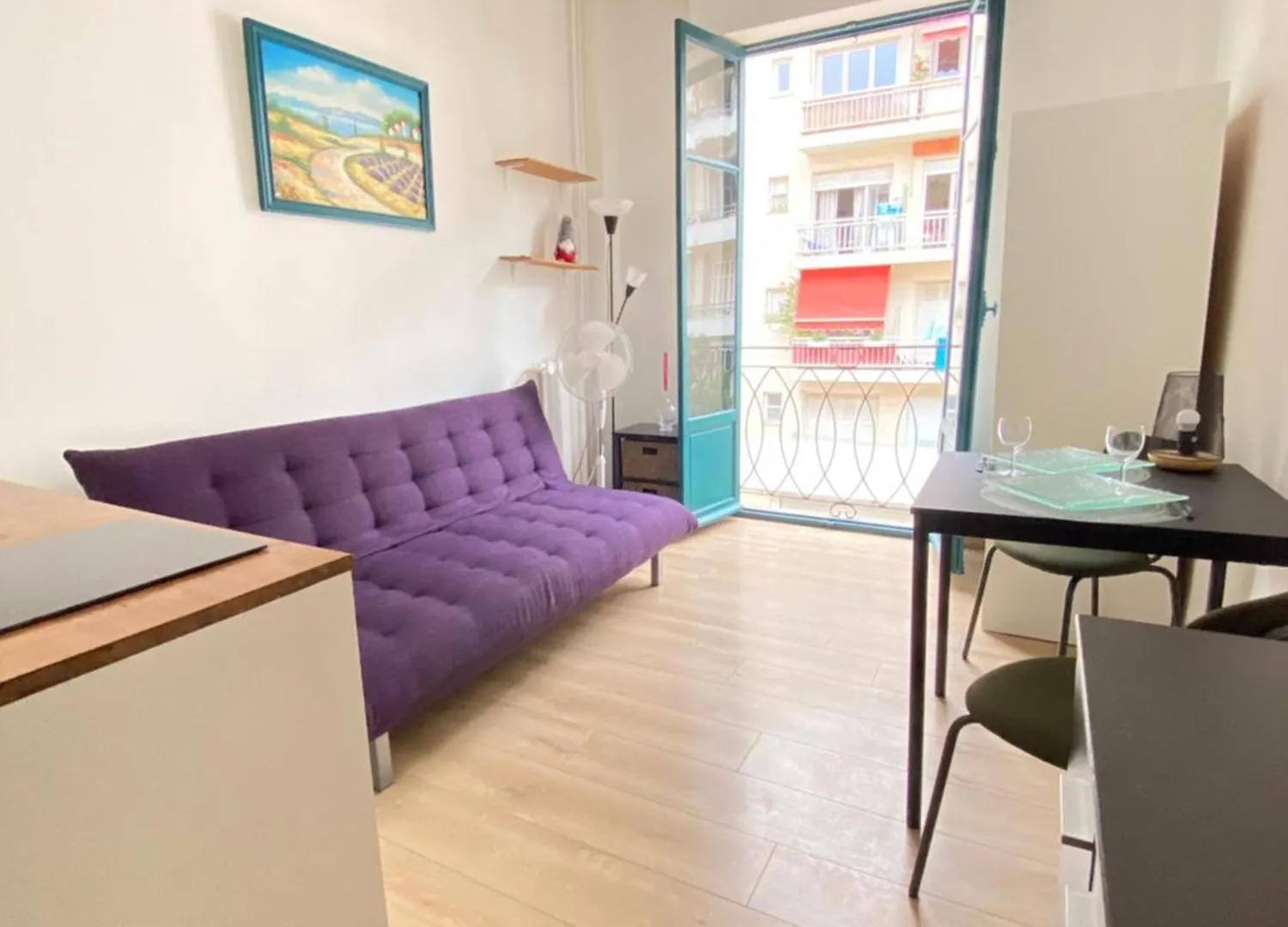 Studio Azur Nice 0*,  France